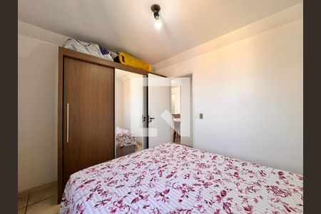 Apartamento à venda com 63m², 2 quartos e 2 vagas Apartamento à venda com 63m², 2 quartos e 2 vagasSuite