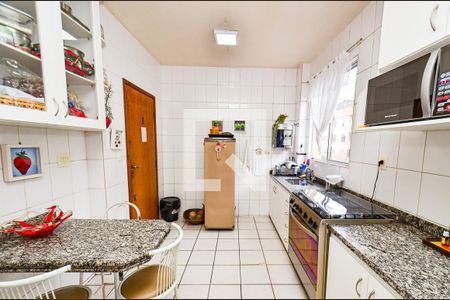 Apartamento à venda com 196m², 3 quartos e 2 vagasCozinha