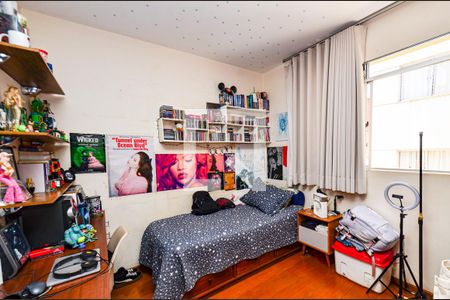 Apartamento à venda com 196m², 3 quartos e 2 vagasQuarto3