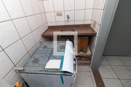 Cozinha de kitnet/studio para alugar com 1 quarto, 19m² em Água Branca, São Paulo