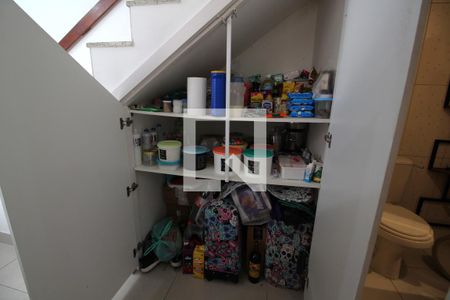 Casa de condomínio à venda com 107m², 3 quartos e 1 vagaDespensa