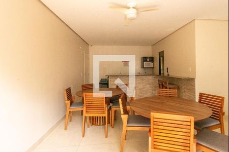 Apartamento à venda com 75m², 3 quartos e 1 vaga Apartamento à venda com 75m², 3 quartos e 1 vagaÁrea comum - Salão de festa