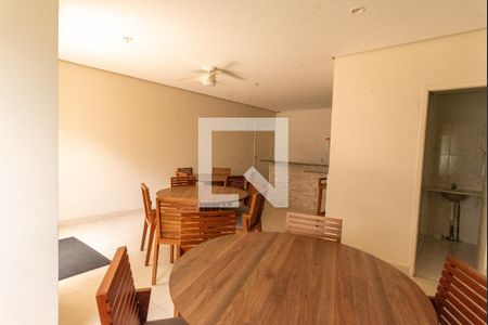 Apartamento à venda com 75m², 3 quartos e 1 vaga Apartamento à venda com 75m², 3 quartos e 1 vagaÁrea comum - Salão de festas