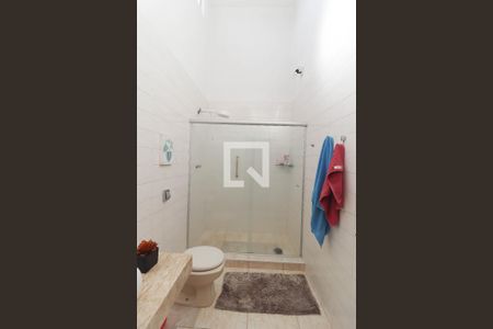 Casa à venda com 95m², 3 quartos e 3 vagas Casa à venda com 95m², 3 quartos e 3 vagasBanheiro 2