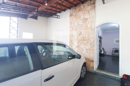 Casa à venda com 95m², 3 quartos e 3 vagas Casa à venda com 95m², 3 quartos e 3 vagasGaragem