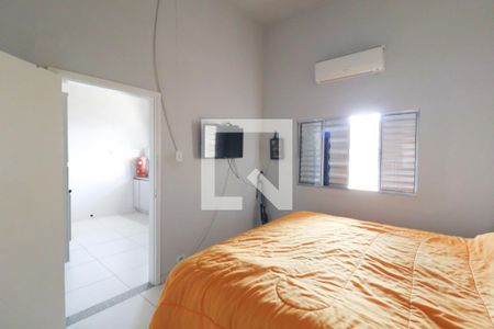 Casa à venda com 95m², 3 quartos e 3 vagas Casa à venda com 95m², 3 quartos e 3 vagasCasa 2