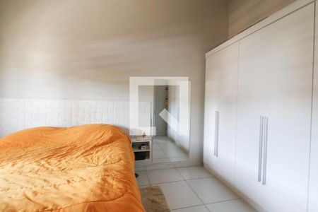 Casa à venda com 95m², 3 quartos e 3 vagas Casa à venda com 95m², 3 quartos e 3 vagasCasa 2