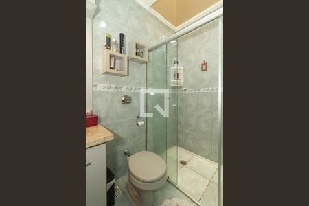 Casa à venda com 175m², 3 quartos e 2 vagasBanheiro da Suíte