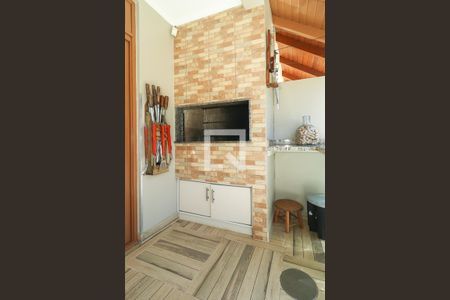 Casa à venda com 175m², 3 quartos e 2 vagasChurrasqueira