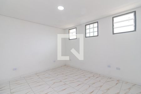 Casa à venda com 235m², 4 quartos e 2 vagasSala - Casa 2