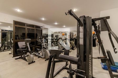 Apartamento à venda com 213m², 3 quartos e 3 vagas Apartamento à venda com 213m², 3 quartos e 3 vagasÁrea comum