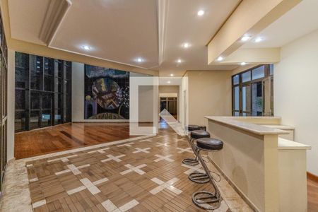 Apartamento à venda com 213m², 3 quartos e 3 vagas Apartamento à venda com 213m², 3 quartos e 3 vagasÁrea comum