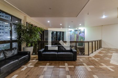 Apartamento à venda com 213m², 3 quartos e 3 vagas Apartamento à venda com 213m², 3 quartos e 3 vagasÁrea comum