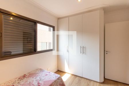 Apartamento à venda com 167m², 3 quartos e 3 vagas Apartamento à venda com 167m², 3 quartos e 3 vagasQuarto 3
