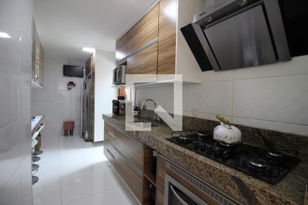 Apartamento à venda com 142m², 4 quartos e 2 vagasCozinha