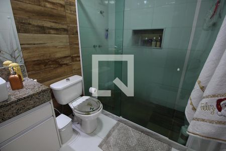 Apartamento à venda com 142m², 4 quartos e 2 vagasQuarto 4 - Banheiro da Suíte