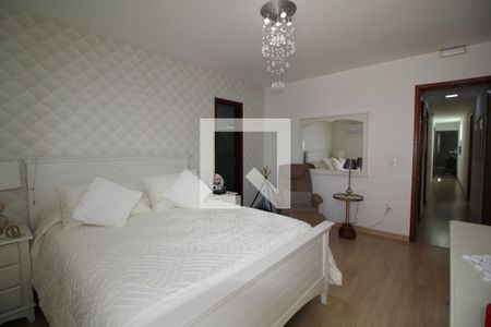 Apartamento à venda com 142m², 4 quartos e 2 vagasQuarto 4 - Suíte