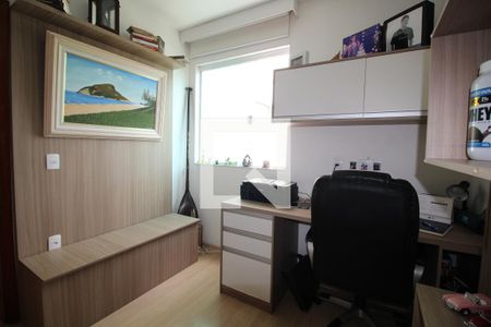 Apartamento à venda com 142m², 4 quartos e 2 vagasQuarto 2