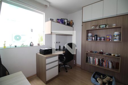 Apartamento à venda com 142m², 4 quartos e 2 vagasQuarto 2