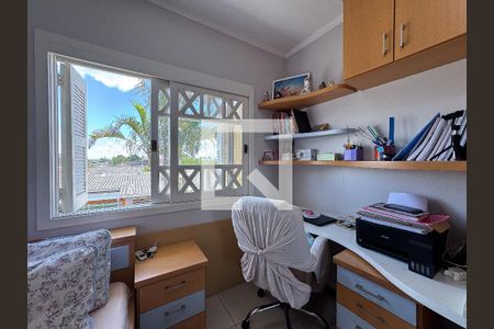 Casa à venda com 370m², 5 quartos e 3 vagas Casa à venda com 370m², 5 quartos e 3 vagasQuarto 2