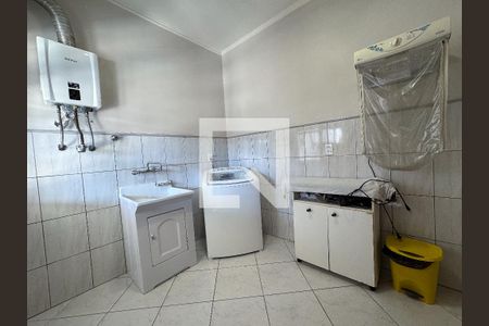 Casa à venda com 370m², 5 quartos e 3 vagas Casa à venda com 370m², 5 quartos e 3 vagasÁrea de Serviço