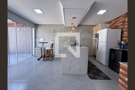 Casa à venda com 370m², 5 quartos e 3 vagas Casa à venda com 370m², 5 quartos e 3 vagasÁrea de lazer