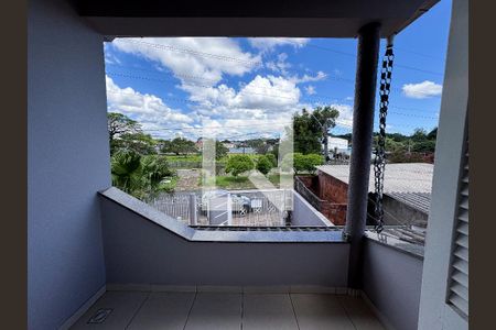 Casa à venda com 370m², 5 quartos e 3 vagas Casa à venda com 370m², 5 quartos e 3 vagasVista do Quarto 1