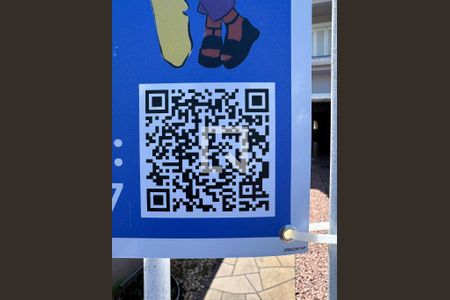 Casa à venda com 370m², 5 quartos e 3 vagas Casa à venda com 370m², 5 quartos e 3 vagasPlaquinha