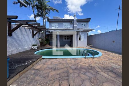 Casa à venda com 370m², 5 quartos e 3 vagas Casa à venda com 370m², 5 quartos e 3 vagasÁrea Externa