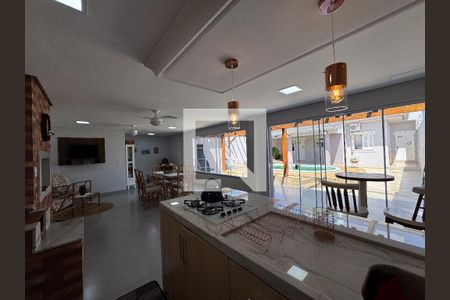 Casa à venda com 370m², 5 quartos e 3 vagas Casa à venda com 370m², 5 quartos e 3 vagasÁrea de lazer