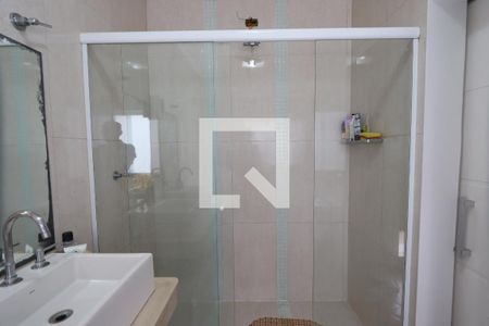 Casa à venda com 260m², 3 quartos e 6 vagasBanheiro da Suíte Master