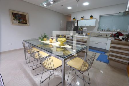 Casa à venda com 260m², 3 quartos e 6 vagasCopa