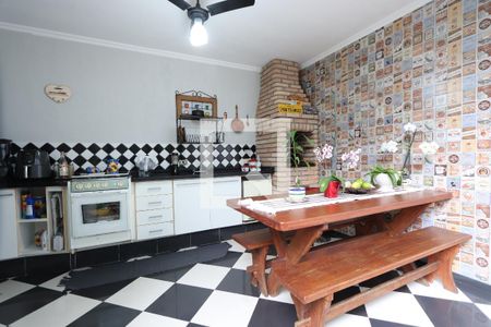 Casa à venda com 260m², 3 quartos e 6 vagasEspaço Gourmet