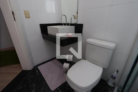 Casa à venda com 260m², 3 quartos e 6 vagasBanheiro da Suíte 3