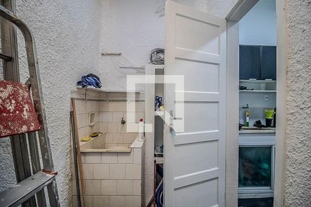 Casa à venda com 120m², 4 quartos e 1 vagaÁrea de Serviço