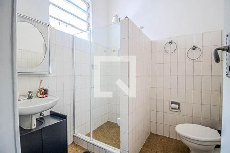 Casa à venda com 120m², 4 quartos e 1 vagaBanheiro 1