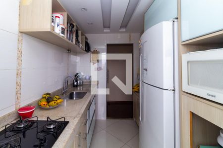 Apartamento à venda com 74m², 2 quartos e 1 vaga Apartamento à venda com 74m², 2 quartos e 1 vagaCozinha