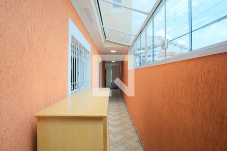 Casa à venda com 120m², 2 quartos e 2 vagasCorredor Lateral