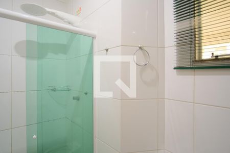 Casa à venda com 120m², 2 quartos e 2 vagasBanheiro da Suíte 2