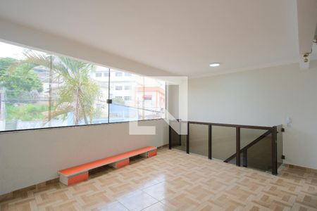 Casa à venda com 120m², 2 quartos e 2 vagasVaranda