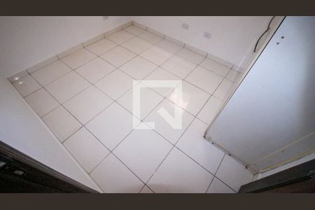 Quarto 1 de casa para alugar com 2 quartos, 63m² em Jardim Tango, São Paulo