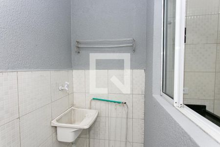 Casa de condomínio à venda com 60m², 2 quartos e 1 vaga Casa de condomínio à venda com 60m², 2 quartos e 1 vagaÁrea de Serviço
