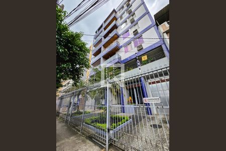 Apartamento à venda com 66m², 2 quartos e 1 vaga Apartamento à venda com 66m², 2 quartos e 1 vagaFachada do Prédio