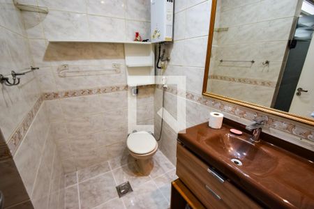 Apartamento à venda com 66m², 2 quartos e 1 vaga Apartamento à venda com 66m², 2 quartos e 1 vagaBanheiro