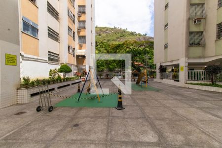 Apartamento à venda com 78m², 3 quartos e 1 vaga Apartamento à venda com 78m², 3 quartos e 1 vagaÁrea comum