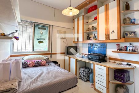 Apartamento à venda com 280m², 4 quartos e 4 vagasQuarto 02