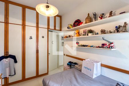 Apartamento à venda com 280m², 4 quartos e 4 vagasQuarto 02