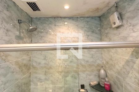 Apartamento à venda com 280m², 4 quartos e 4 vagasBanheiro Social