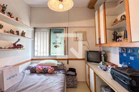 Apartamento à venda com 280m², 4 quartos e 4 vagasQuarto 02