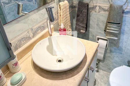 Apartamento à venda com 280m², 4 quartos e 4 vagasBanheiro Social